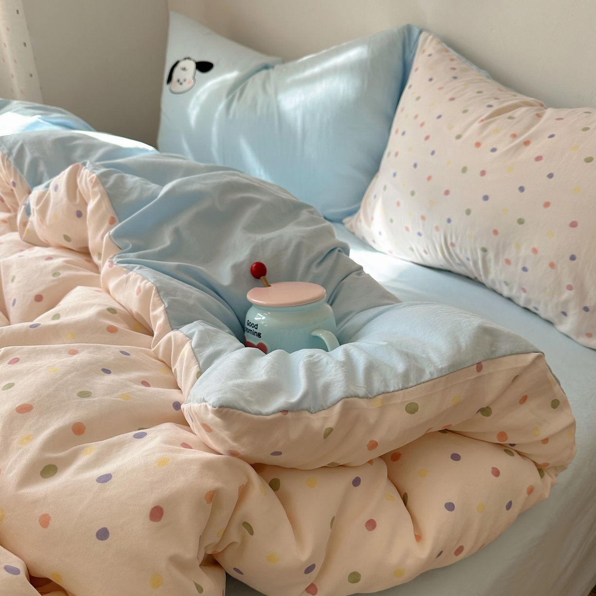 91家纺网 家纺一手货源 找家纺 顾里家纺 2026新款云感皱皱纱卡通贴布绣四件套（会员-3元） 欢乐狗