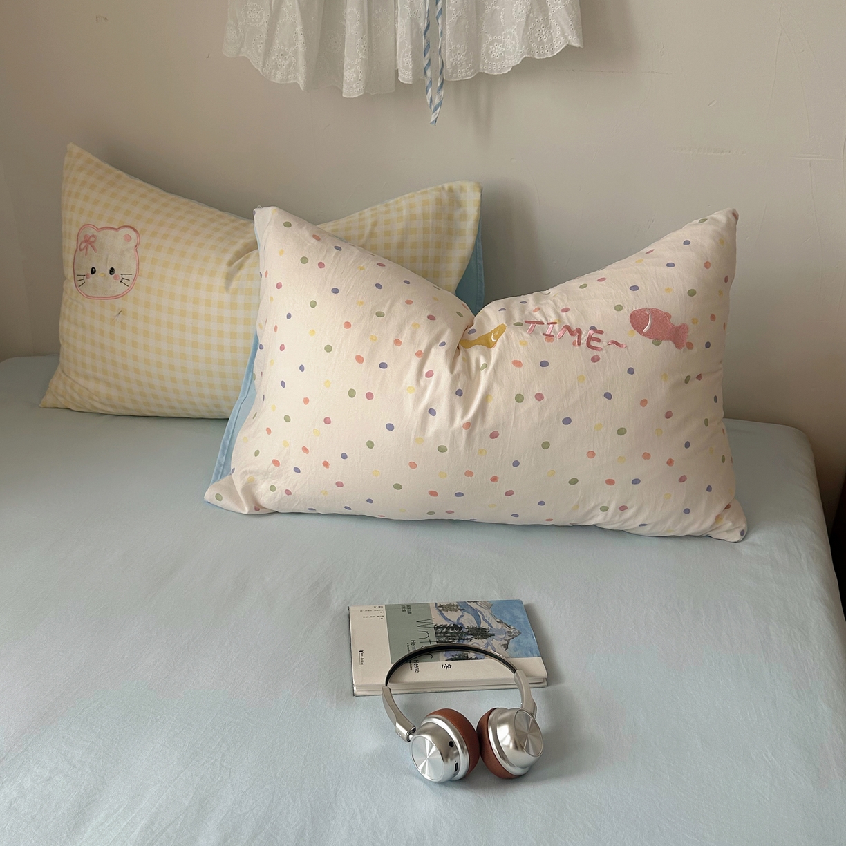 91家纺网 家纺一手货源 找家纺 顾里家纺 2026新款云感皱皱纱卡通贴布绣四件套（会员-3元） 黄格趴猫