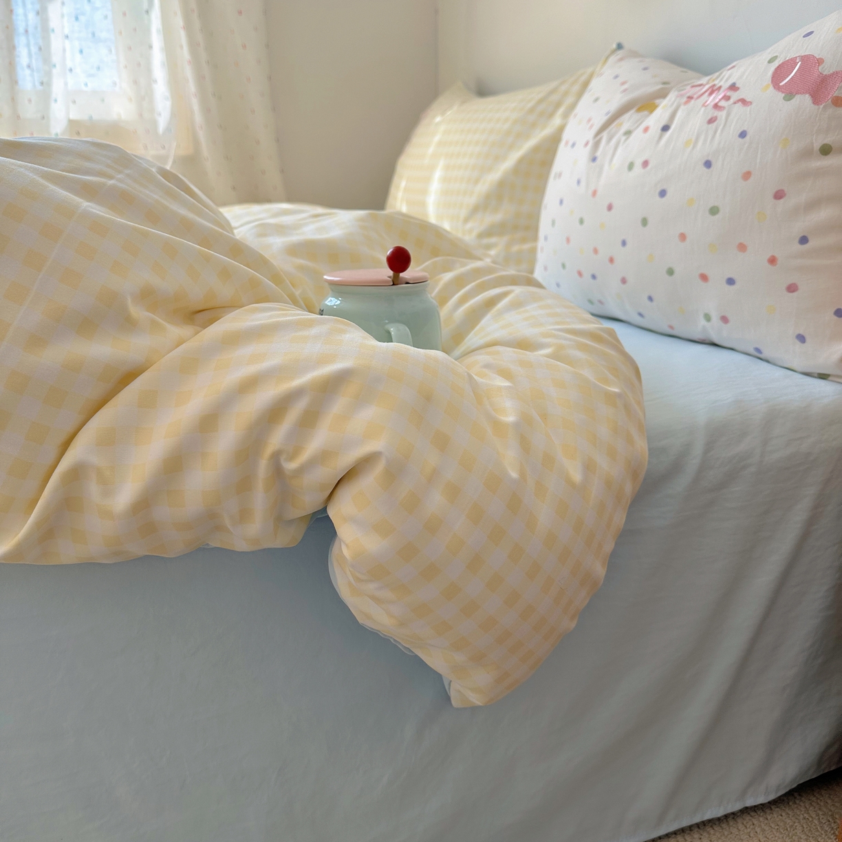 91家纺网 家纺一手货源 找家纺 顾里家纺 2026新款云感皱皱纱卡通贴布绣四件套（会员-3元） 黄格趴猫