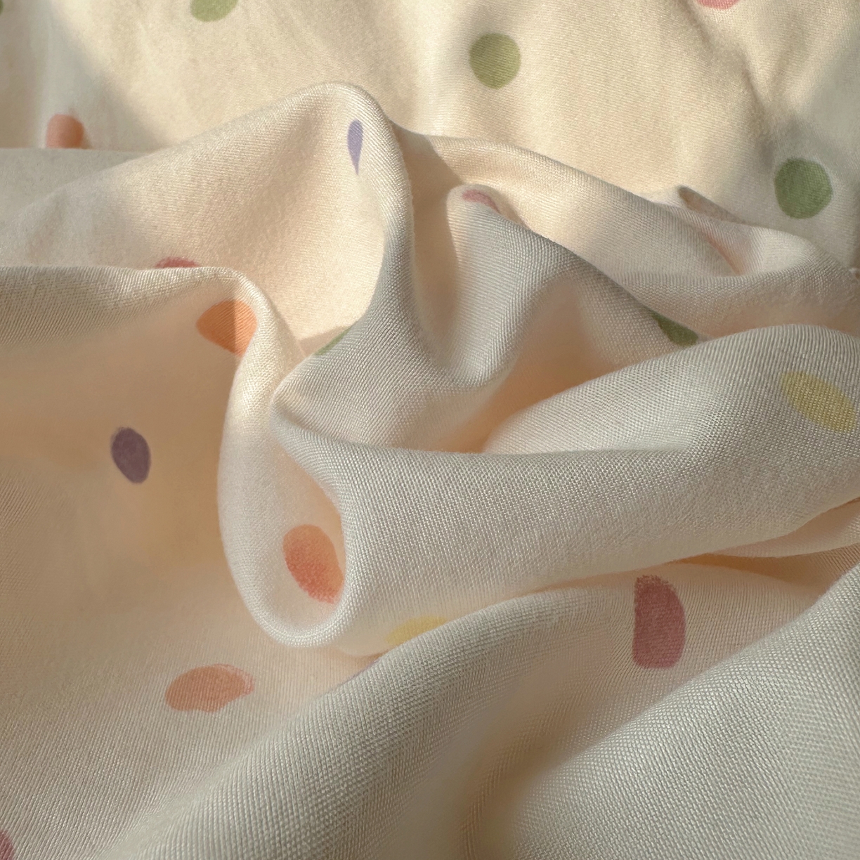 91家纺网 家纺一手货源 找家纺 顾里家纺 2026新款云感皱皱纱卡通贴布绣四件套（会员-3元） 幸运考拉