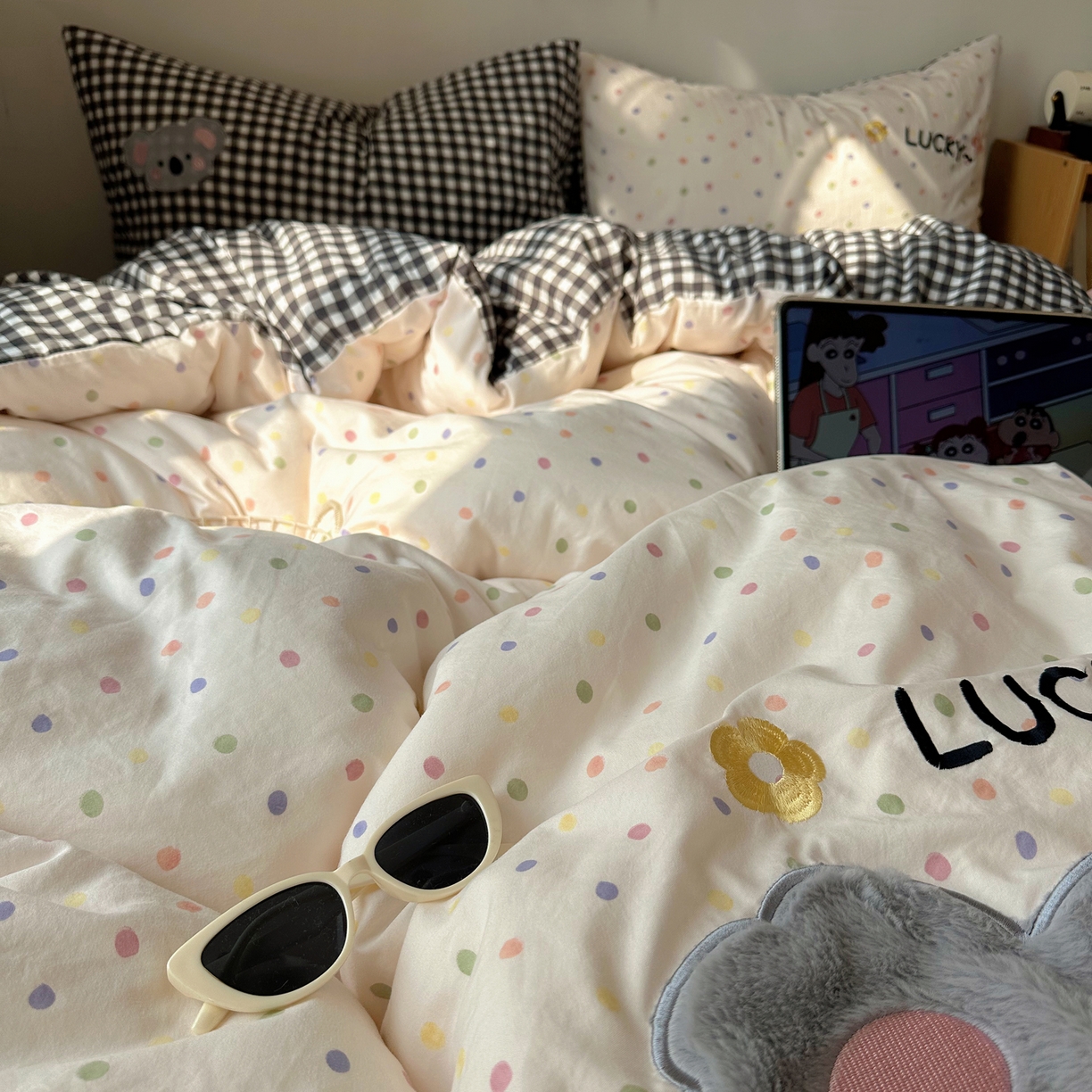 91家纺网 家纺一手货源 找家纺 顾里家纺 2026新款云感皱皱纱卡通贴布绣四件套（会员-3元） 幸运考拉