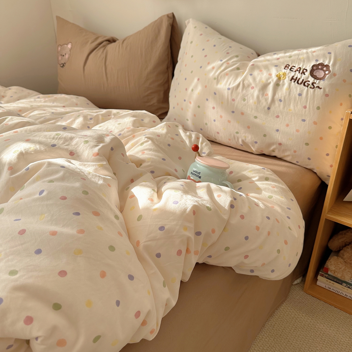 91家纺网 家纺一手货源 找家纺 顾里家纺 2026新款云感皱皱纱卡通贴布绣四件套（会员-3元） 甜棕熊