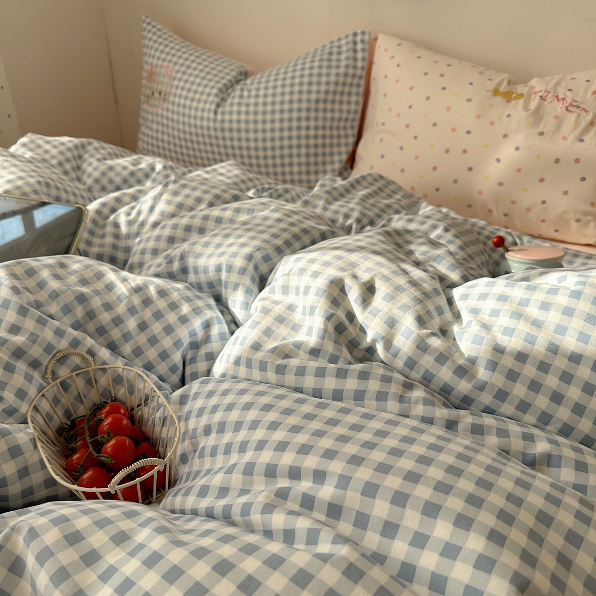 91家纺网 家纺一手货源 找家纺 顾里家纺 2026新款云感皱皱纱卡通贴布绣四件套（会员-3元） 蓝格趴猫