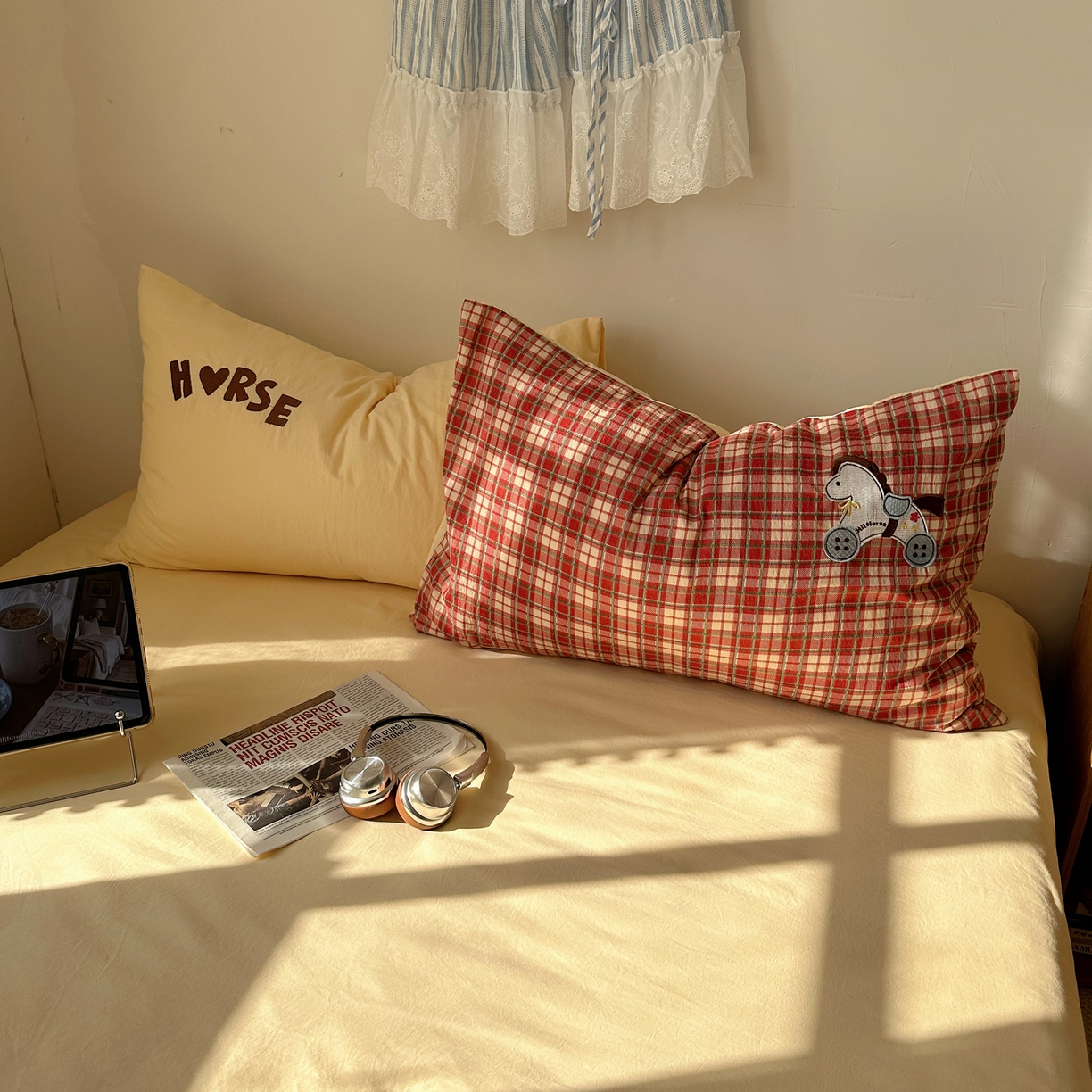 91家纺网 家纺一手货源 找家纺 顾里家纺 2026新款云感皱皱纱卡通贴布绣四件套（会员-3元） 好运发财马