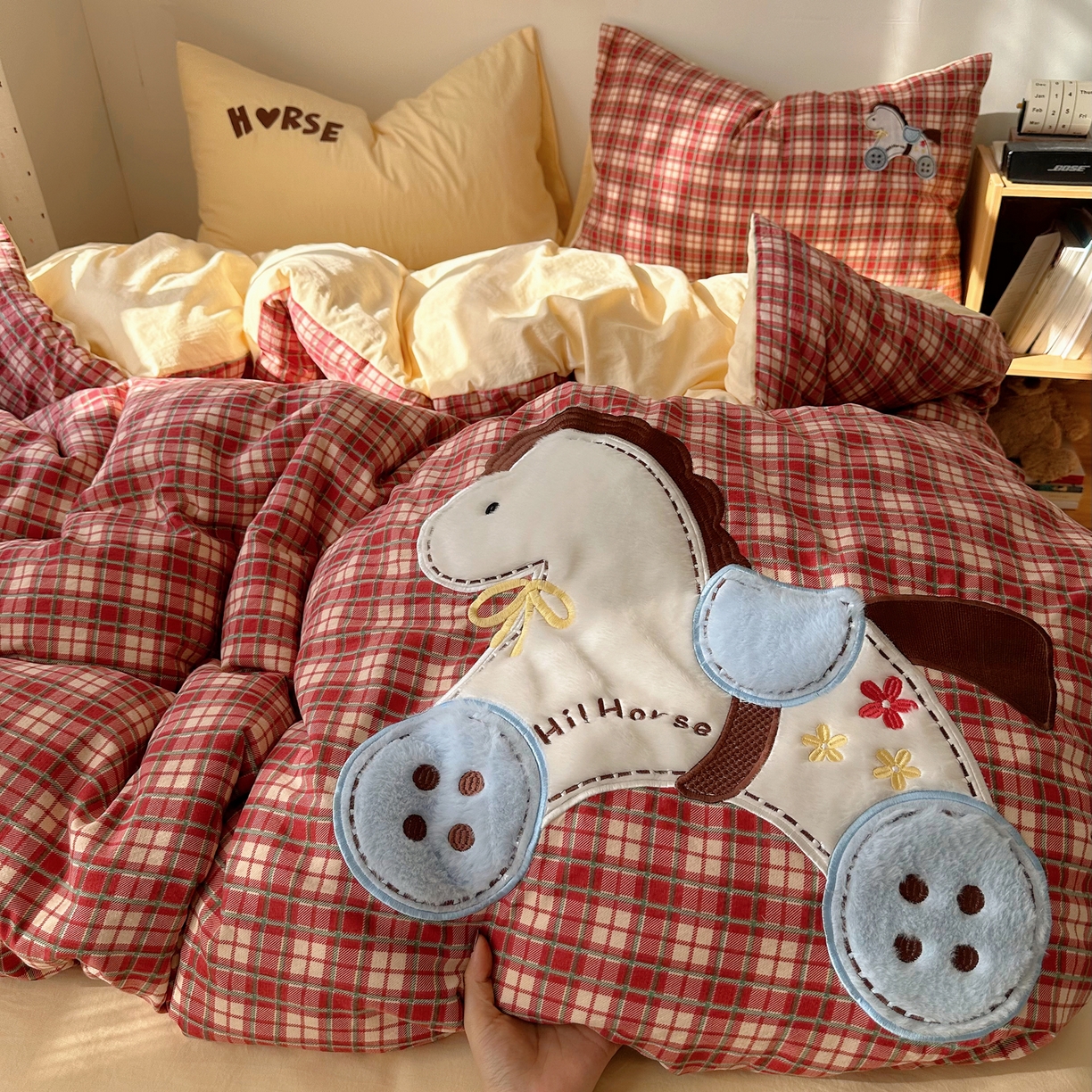 顾里家纺 2026新款云感皱皱纱卡通贴布绣四件套（会员-3元） 好运发财马