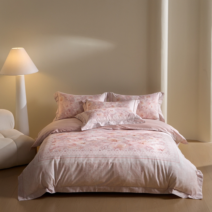 91家纺网 家纺一手货源 找家纺 （总）U品汇 2026新品纯棉全棉平网大版数码印花四件套高端60支长绒棉贡缎埋绳宽边系列