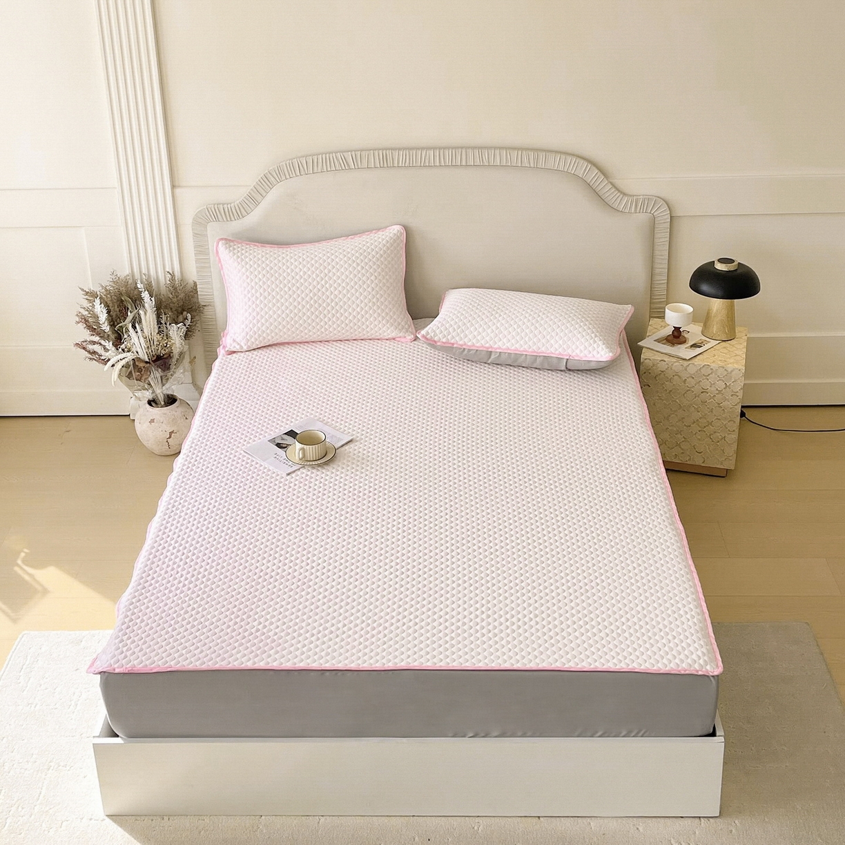 91家纺网 家纺一手货源 找家纺 （总）莱米家纺 2026新款简约纯色凉豆豆软席床笠款凉席