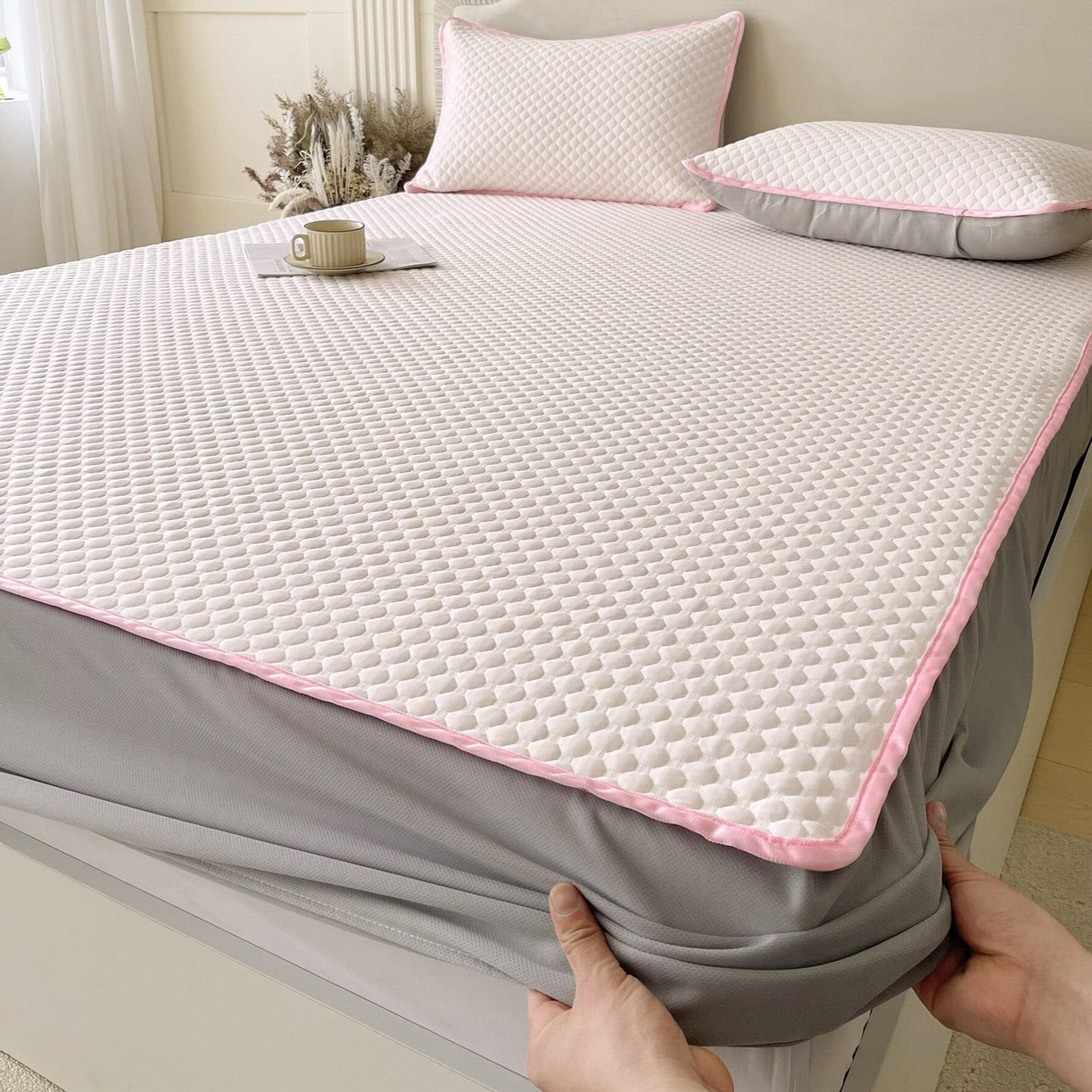 91家纺网 家纺一手货源 找家纺 （总）莱米家纺 2026新款简约纯色凉豆豆软席床笠款凉席