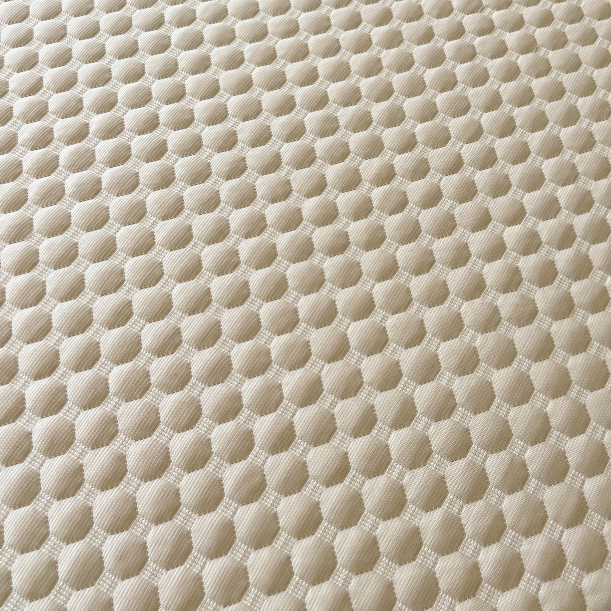 91家纺网 家纺一手货源 找家纺 莱米家纺 2026新款简约纯色凉豆豆软席床笠款凉席 豆豆高级灰