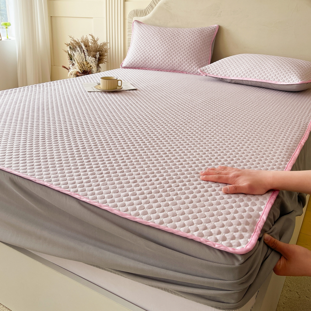 91家纺网 家纺一手货源 找家纺 莱米家纺 2026新款简约纯色凉豆豆软席床笠款凉席 豆豆香芋紫