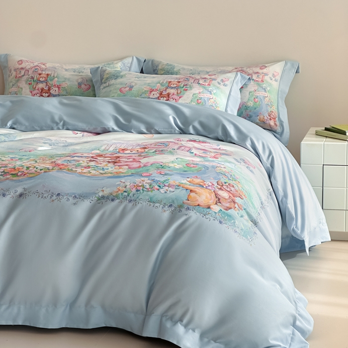 91家纺网 家纺一手货源 找家纺 U品汇 2026新品纯棉全棉平网大版数码印花四件套高端60支长绒棉贡缎埋绳宽边系列 彩虹派对（蓝）