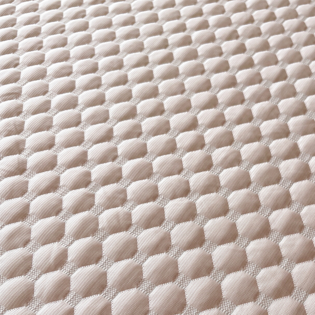 91家纺网 家纺一手货源 找家纺 莱米家纺 2026新款简约纯色凉豆豆床席款凉席 豆豆芭蕾粉