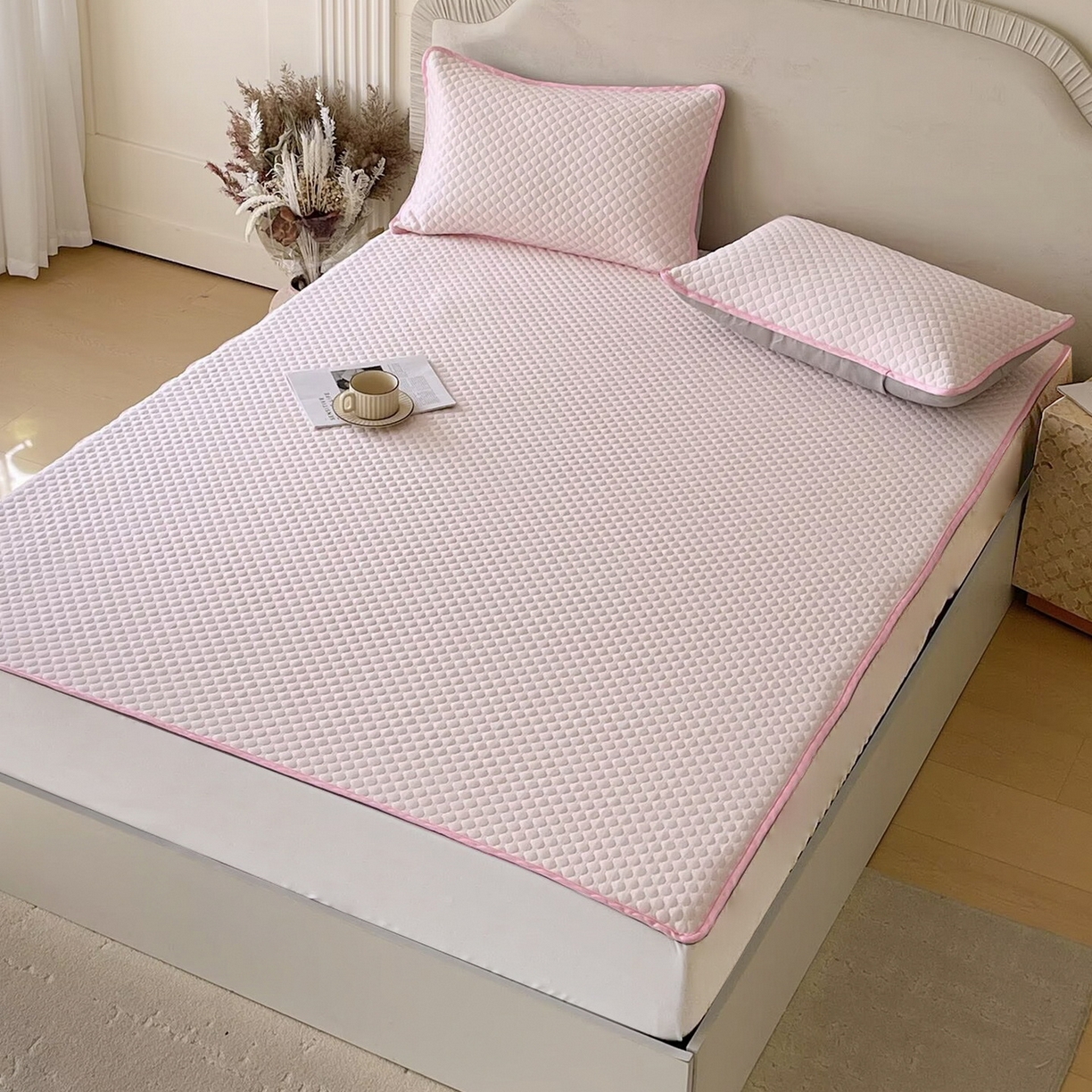 91家纺网 家纺一手货源 找家纺 莱米家纺 2026新款简约纯色凉豆豆床席款凉席 豆豆香芋紫