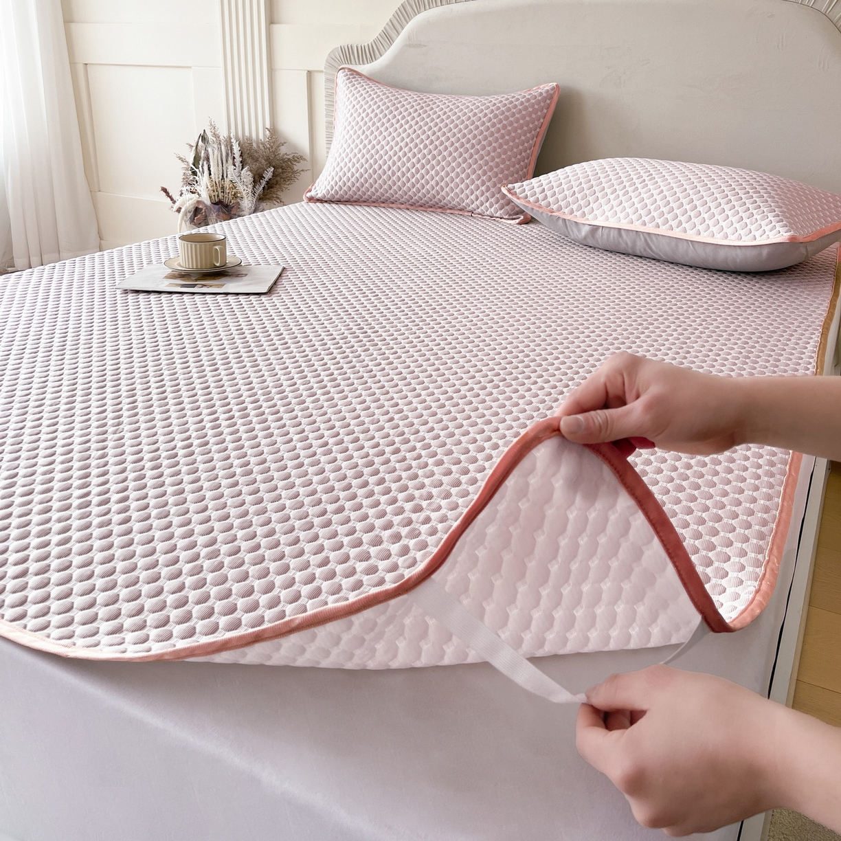 91家纺网 家纺一手货源 找家纺 莱米家纺 2026新款简约纯色凉豆豆床席款凉席 豆豆香芋紫