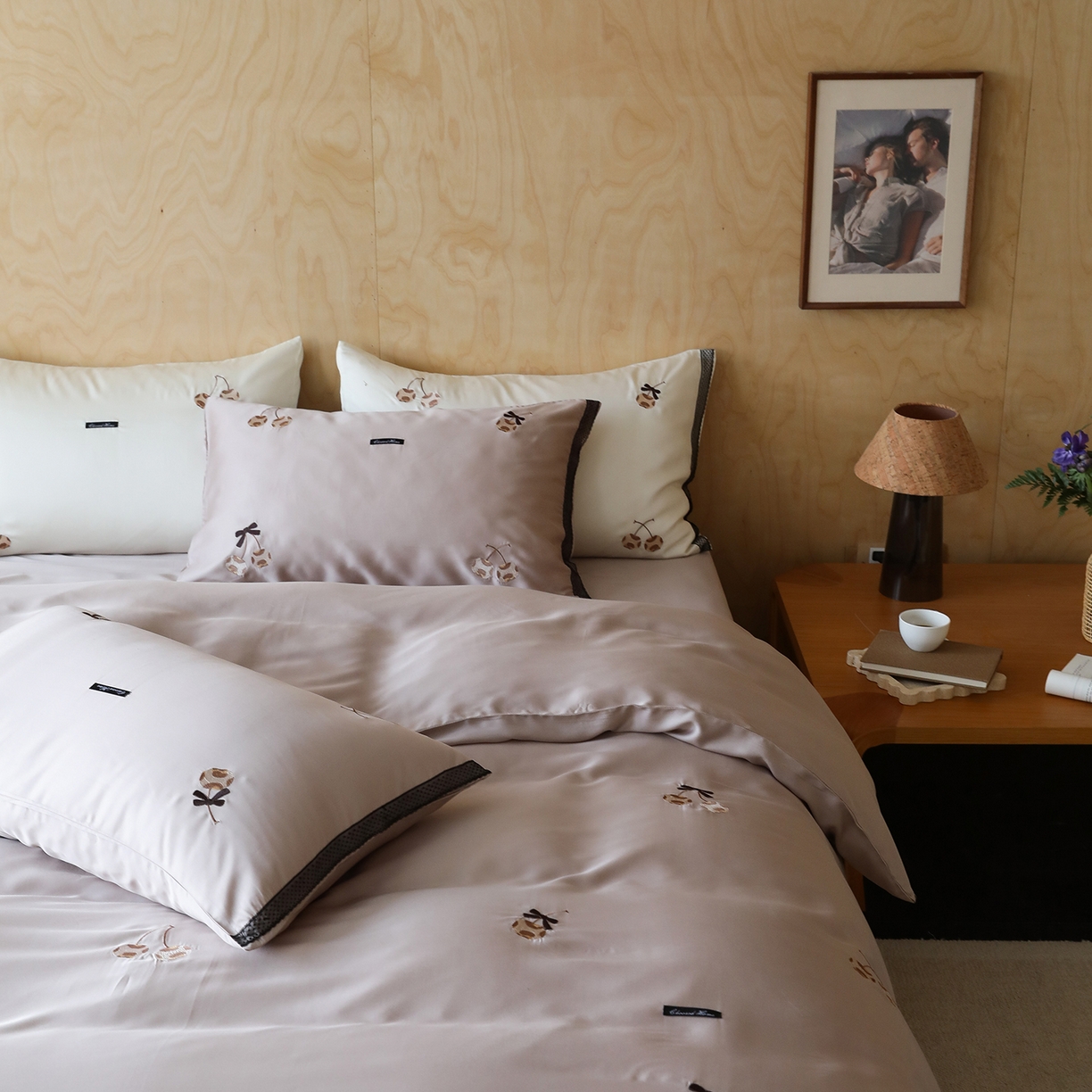 91家纺网 家纺一手货源 找家纺 初拾 2026新款60支兰精天丝可爱豹纹四件套-樱梦 樱梦-米咖