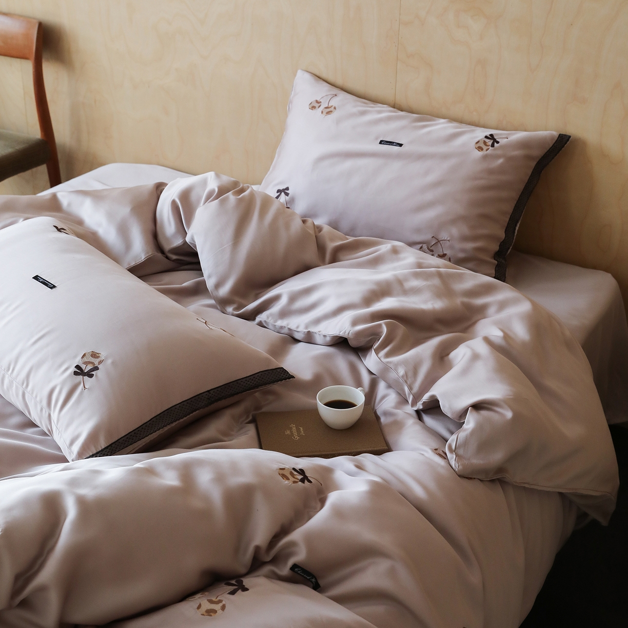 初拾 2026新款60支兰精天丝可爱豹纹四件套-樱梦 樱梦-米咖