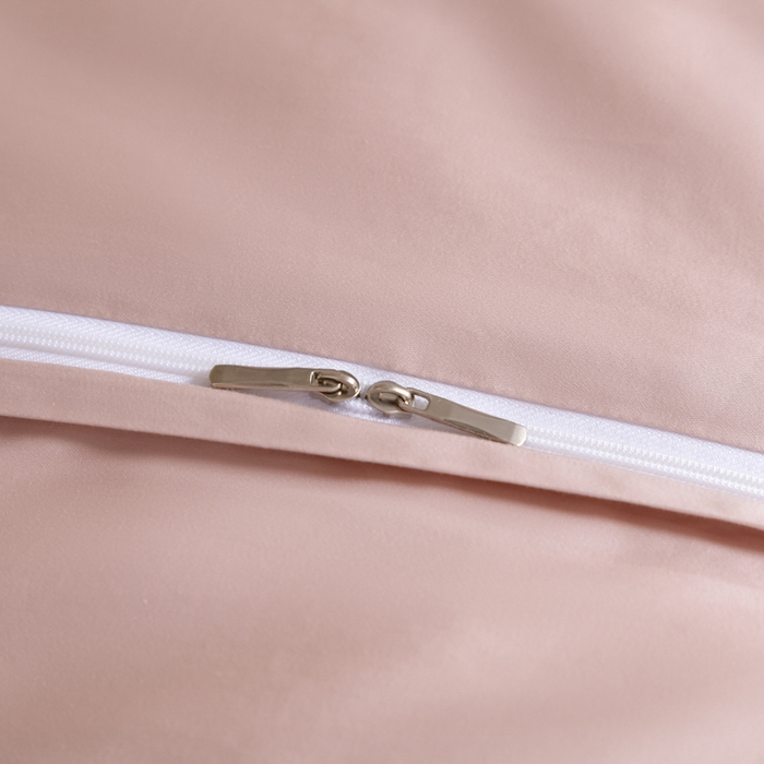 91家纺网 家纺一手货源 找家纺 U品汇 2026新品纯棉全棉平网大版数码印花四件套高端60支长绒棉贡缎埋绳宽边系列 花笺梦语（粉）