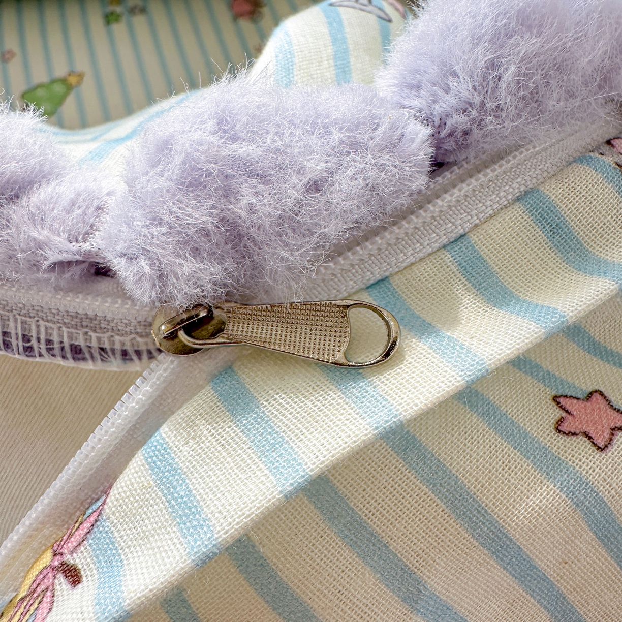 91家纺网 家纺一手货源 找家纺 丽涵家纺 2026新款全棉双层纱毛球花边单品被套 音乐小象-紫