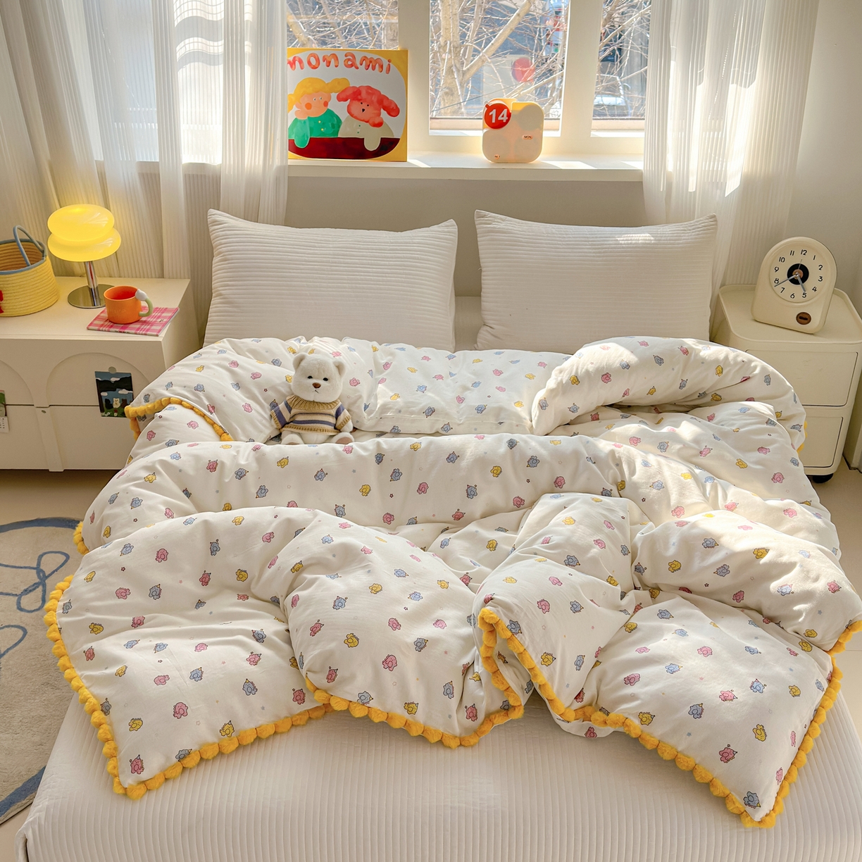 91家纺网 家纺一手货源 找家纺 丽涵家纺 2026新款全棉双层纱毛球花边单品被套 小怪兽