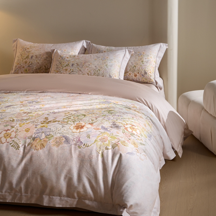 91家纺网 家纺一手货源 找家纺 U品汇 2026新品纯棉全棉平网大版数码印花四件套高端60支长绒棉贡缎埋绳宽边系列 花笺梦语（绿）