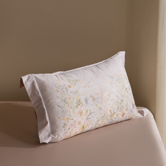 91家纺网 家纺一手货源 找家纺 U品汇 2026新品纯棉全棉平网大版数码印花四件套高端60支长绒棉贡缎埋绳宽边系列 花笺梦语（绿）