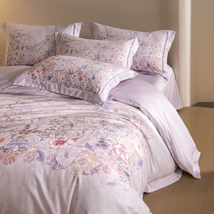 91家纺网 家纺一手货源 找家纺 U品汇 2026新品纯棉全棉平网大版数码印花四件套高端60支长绒棉贡缎埋绳宽边系列 花笺梦语（紫）