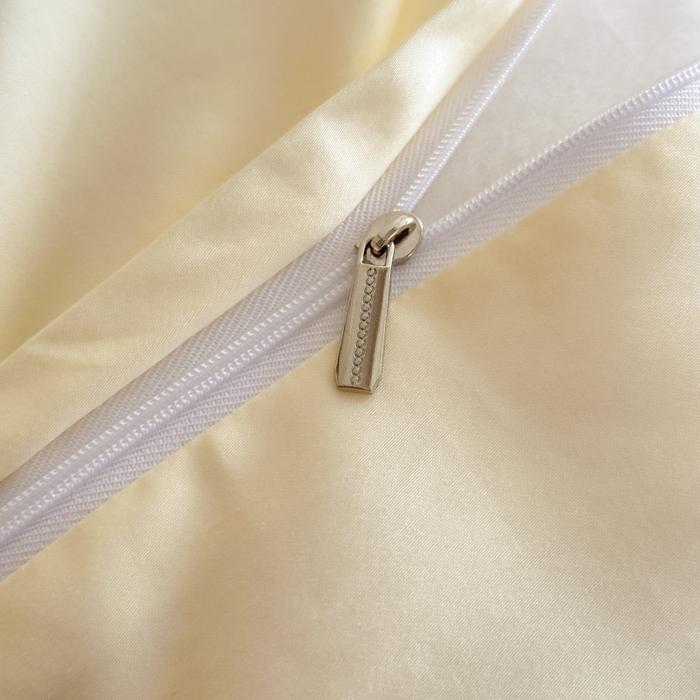 91家纺网 家纺一手货源 找家纺 U品汇 2026新品纯棉全棉平网大版数码印花四件套高端60支长绒棉贡缎埋绳宽边系列 花漾熊趣（绿）