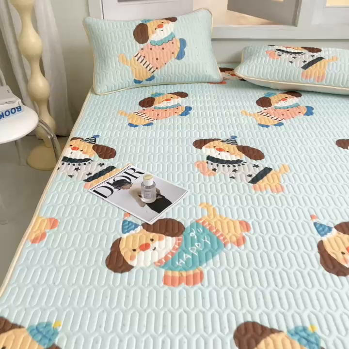 91家纺网 家纺一手货源 找家纺 美丽折2026新品6mm厚天然乳胶凉席三件套 大版印花卡通乳胶凉席平铺款 嗨皮狗