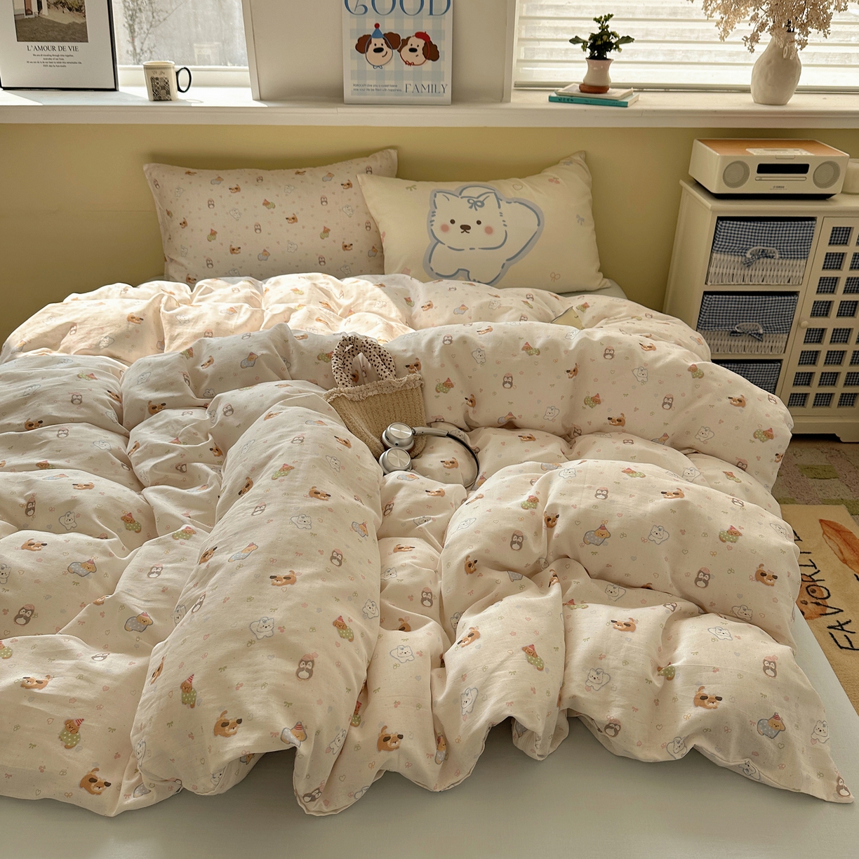 91家纺网 家纺一手货源 找家纺 耀悦家纺 2026新款双层纱全棉四件套大版枕套混搭款博主ins风格款纯棉四件套 浪漫雪团团