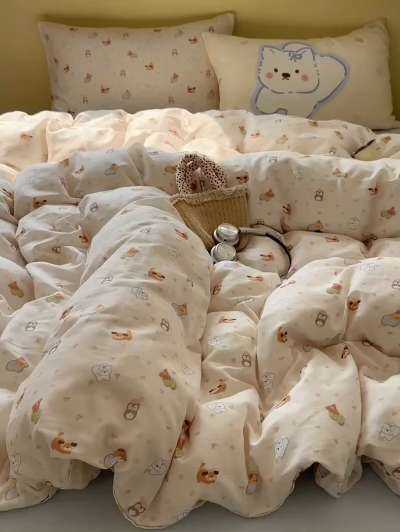 91家纺网 家纺一手货源 找家纺 耀悦家纺 2026新款双层纱全棉四件套大版枕套混搭款博主ins风格款纯棉四件套 浪漫雪团团