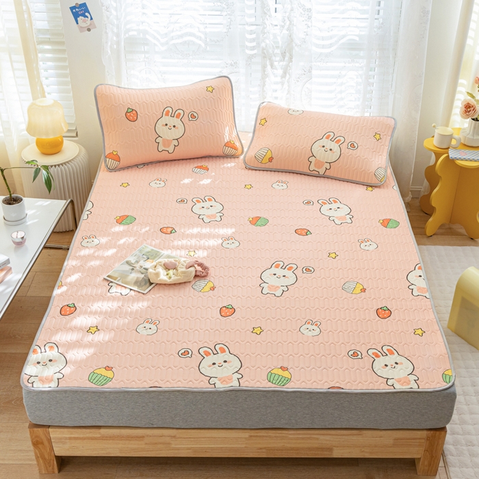 91家纺网 家纺一手货源 找家纺 优雅星家纺 2026新款凉感丝印花乳胶凉席 仔仔兔