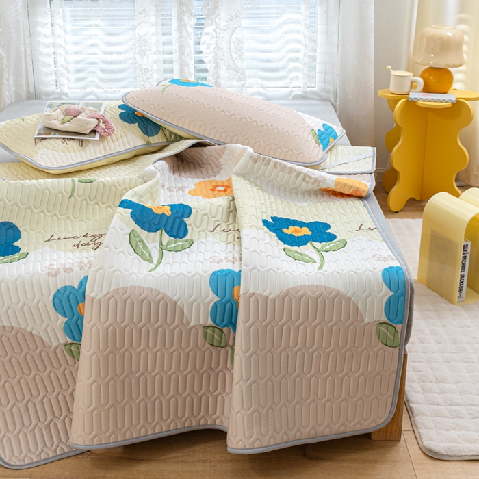 91家纺网 家纺一手货源 找家纺 优雅星家纺 2026新款凉感丝印花乳胶凉席 幸运花朵