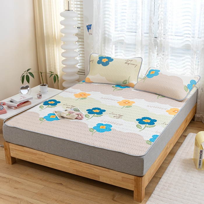 91家纺网 家纺一手货源 找家纺 优雅星家纺 2026新款凉感丝印花乳胶凉席 幸运花朵