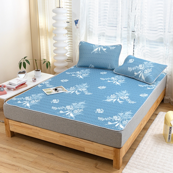 91家纺网 家纺一手货源 找家纺 优雅星家纺 2026新款凉感丝印花乳胶凉席 夜相思