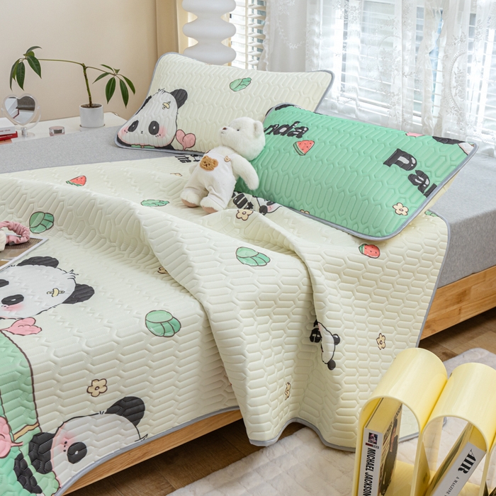 91家纺网 家纺一手货源 找家纺 优雅星家纺 2026新款凉感丝印花乳胶凉席 熊猫贝贝