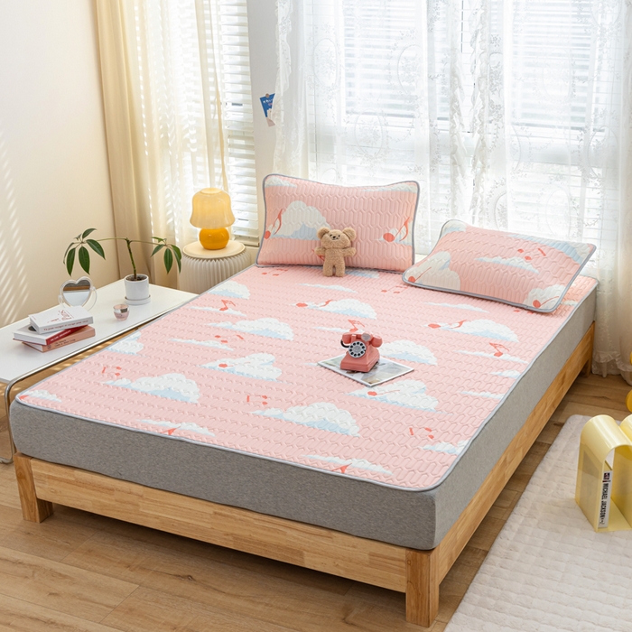 91家纺网 家纺一手货源 找家纺 优雅星家纺 2026新款凉感丝印花乳胶凉席 云动音符