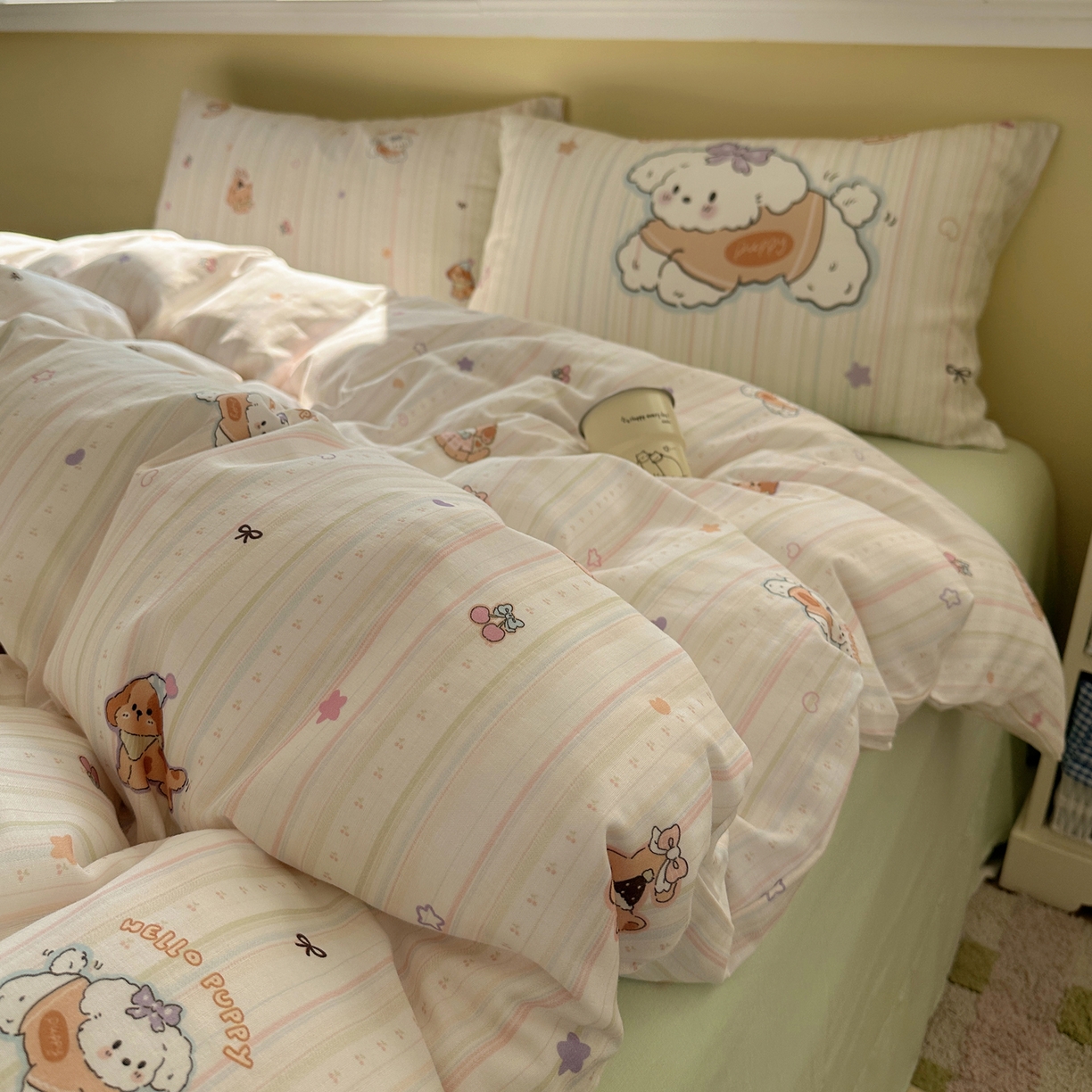 91家纺网 家纺一手货源 找家纺 耀悦家纺 2026新款双层纱全棉四件套大版枕套混搭款博主ins风格款纯棉四件套 cherry小奶狗