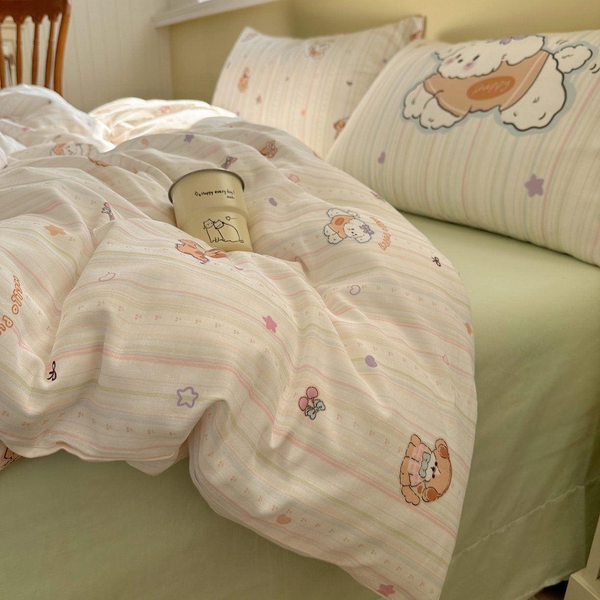 91家纺网 家纺一手货源 找家纺 耀悦家纺 2026新款双层纱全棉四件套大版枕套混搭款博主ins风格款纯棉四件套 cherry小奶狗