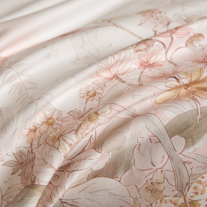 91家纺网 家纺一手货源 找家纺 U品汇 2026新品纯棉全棉平网大版数码印花四件套高端60支长绒棉贡缎埋绳宽边系列 轻烟蝶薇（米）