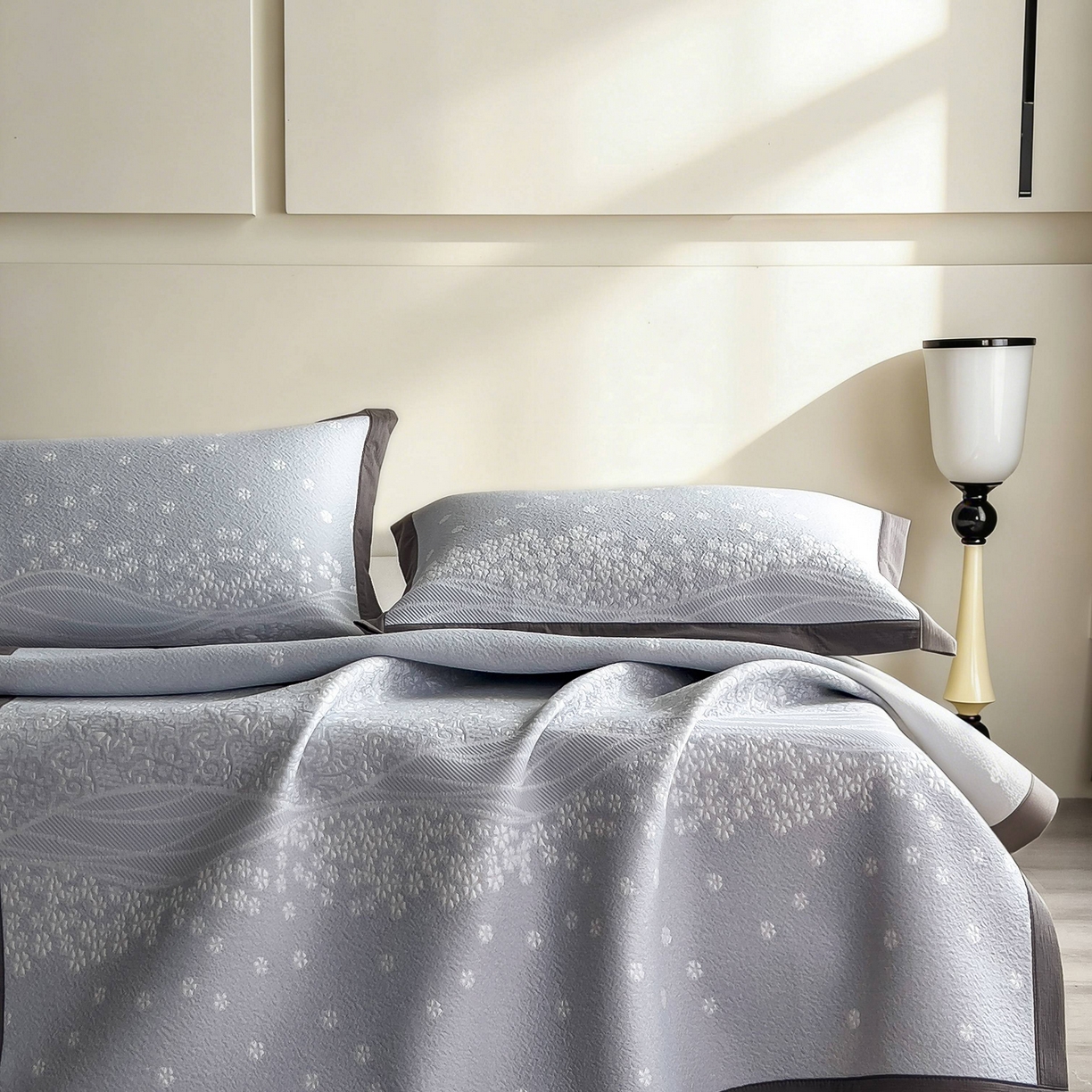 91家纺网 家纺一手货源 找家纺 孩子王家纺 2026春夏新款PE乙纶学生宿舍高克重凉感值过0.21冰豆豆席凉感席子凉席席子 花园尼罗淡蓝 床单款