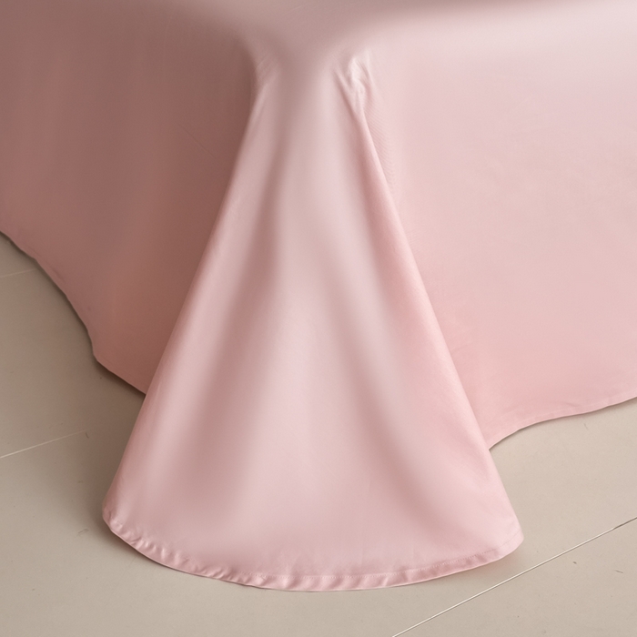 91家纺网 家纺一手货源 找家纺 U品汇 2026新品纯棉全棉平网大版数码印花四件套高端60支长绒棉贡缎埋绳宽边系列 甜趣乐园（粉）