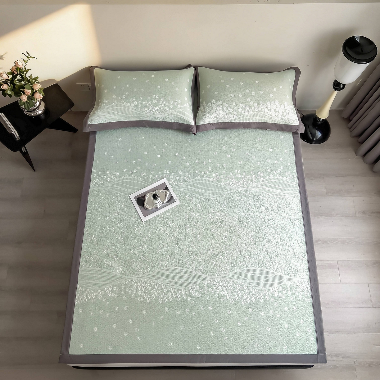 91家纺网 家纺一手货源 找家纺 孩子王家纺 2026春夏新款PE乙纶学生宿舍高克重凉感值过0.21冰豆豆席凉感席子凉席席子 花园青草绿 床单款