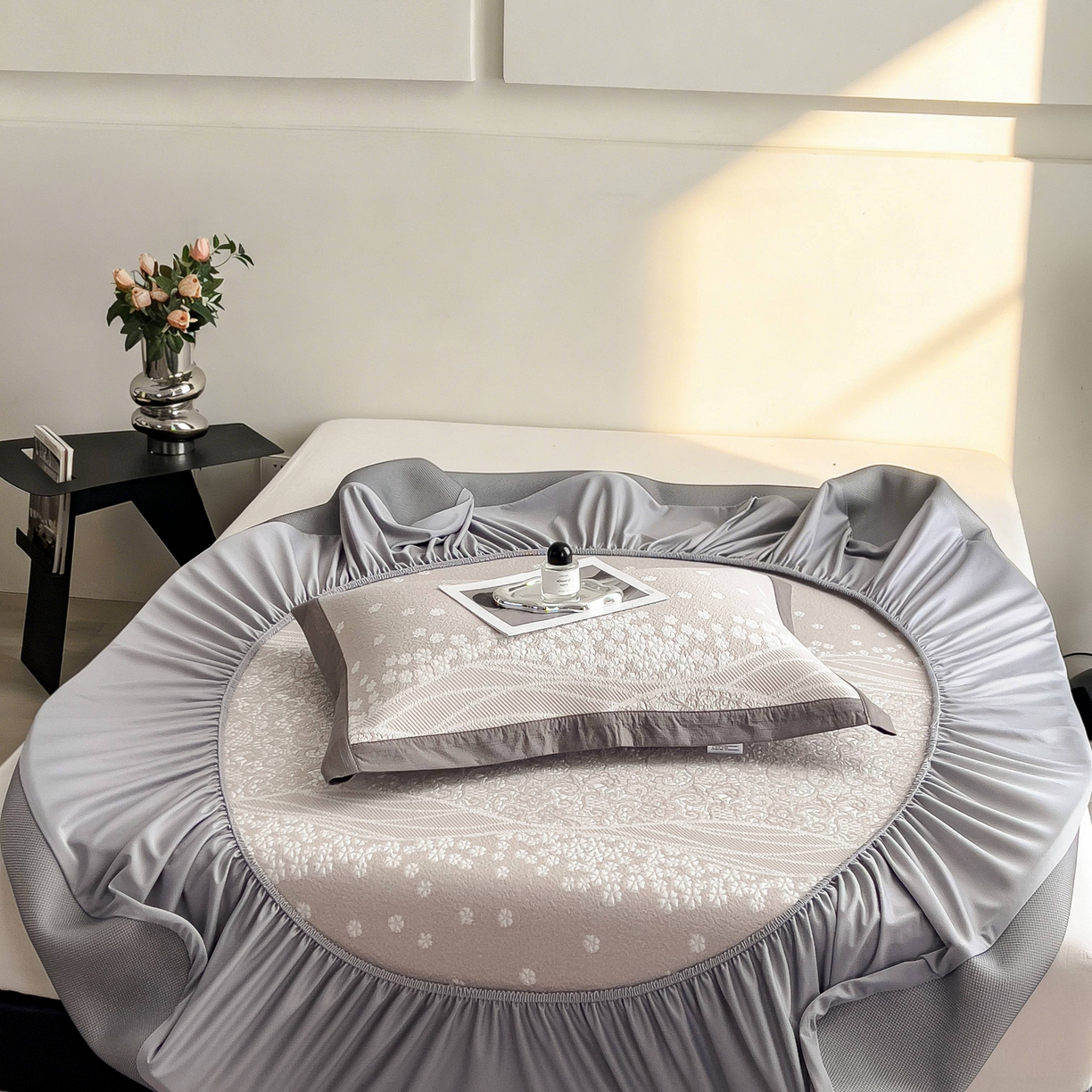 91家纺网 家纺一手货源 找家纺 孩子王家纺 2026春夏新款PE乙纶学生宿舍高克重凉感值过0.21冰豆豆席凉感席子凉席席子 花园奶酪咖 床笠款