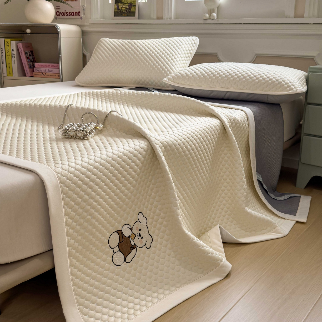 91家纺网 家纺一手货源 找家纺 孩子王家纺 2026春夏新款冰豆豆凉席凉感值过0.21冰丝床单单件冰丝席家用空调软席凉席席子 奶酪黄-床铺款