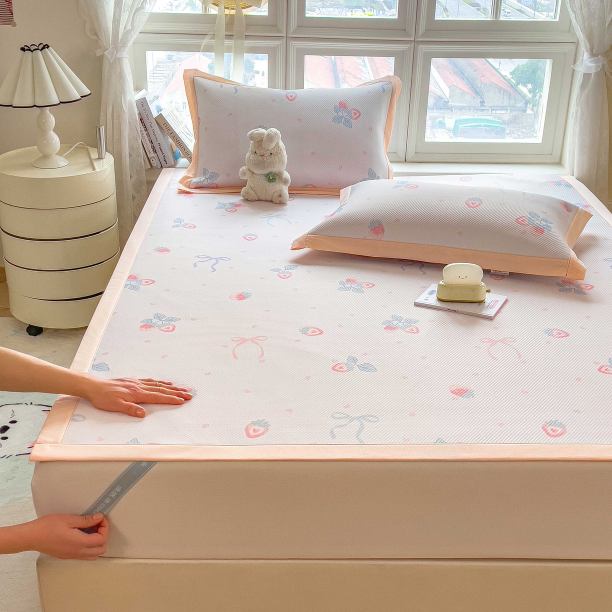 91家纺网 家纺一手货源 找家纺 （总）孩子王家纺 2026春夏新款夏季花卉冰丝凉席凉感值过0.21冰豆豆A类可机洗学生宿舍空调软席