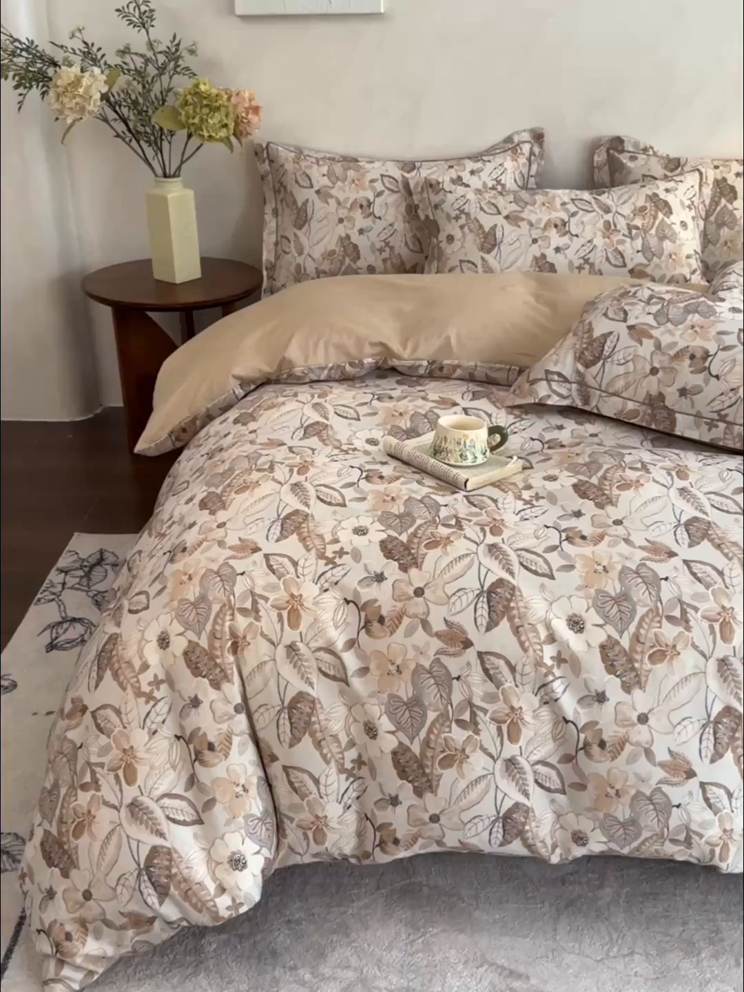 91家纺网 家纺一手货源 找家纺 U品汇 2026新款全棉纯棉麻数码印花四件套亚麻复古夏季床上用品（70%棉30%亚麻） 芭莎花海