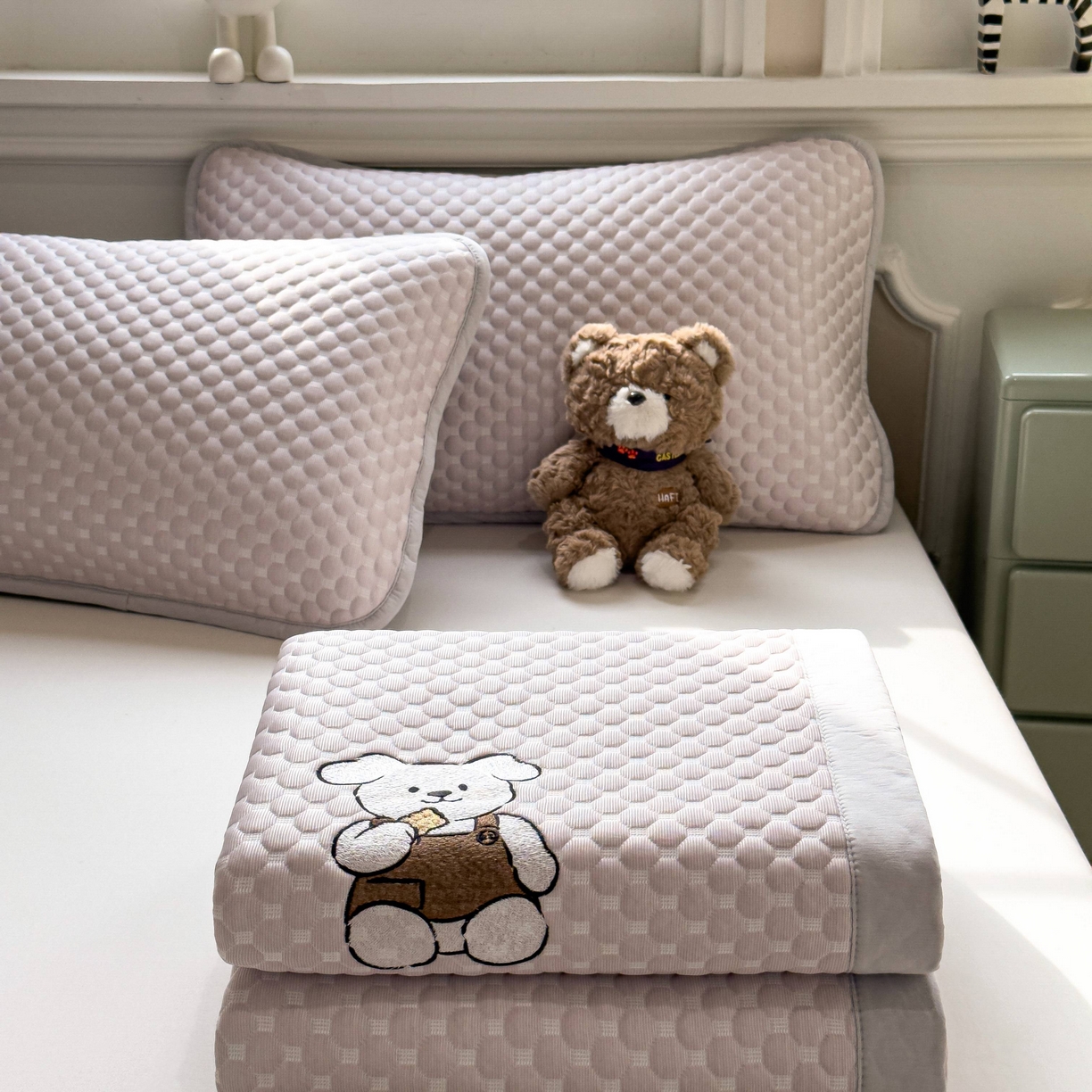 91家纺网 家纺一手货源 找家纺 孩子王家纺 2026春夏新款冰豆豆凉席凉感值过0.21冰丝床单单件冰丝席家用空调软席凉席席子 香芋紫-床铺款