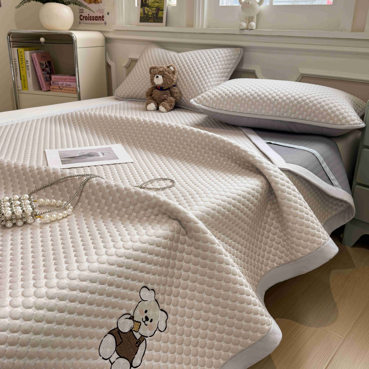 91家纺网 家纺一手货源 找家纺 孩子王家纺 2026春夏新款冰豆豆凉席凉感值过0.21冰丝床单单件冰丝席家用空调软席凉席席子 椰子灰-床铺款