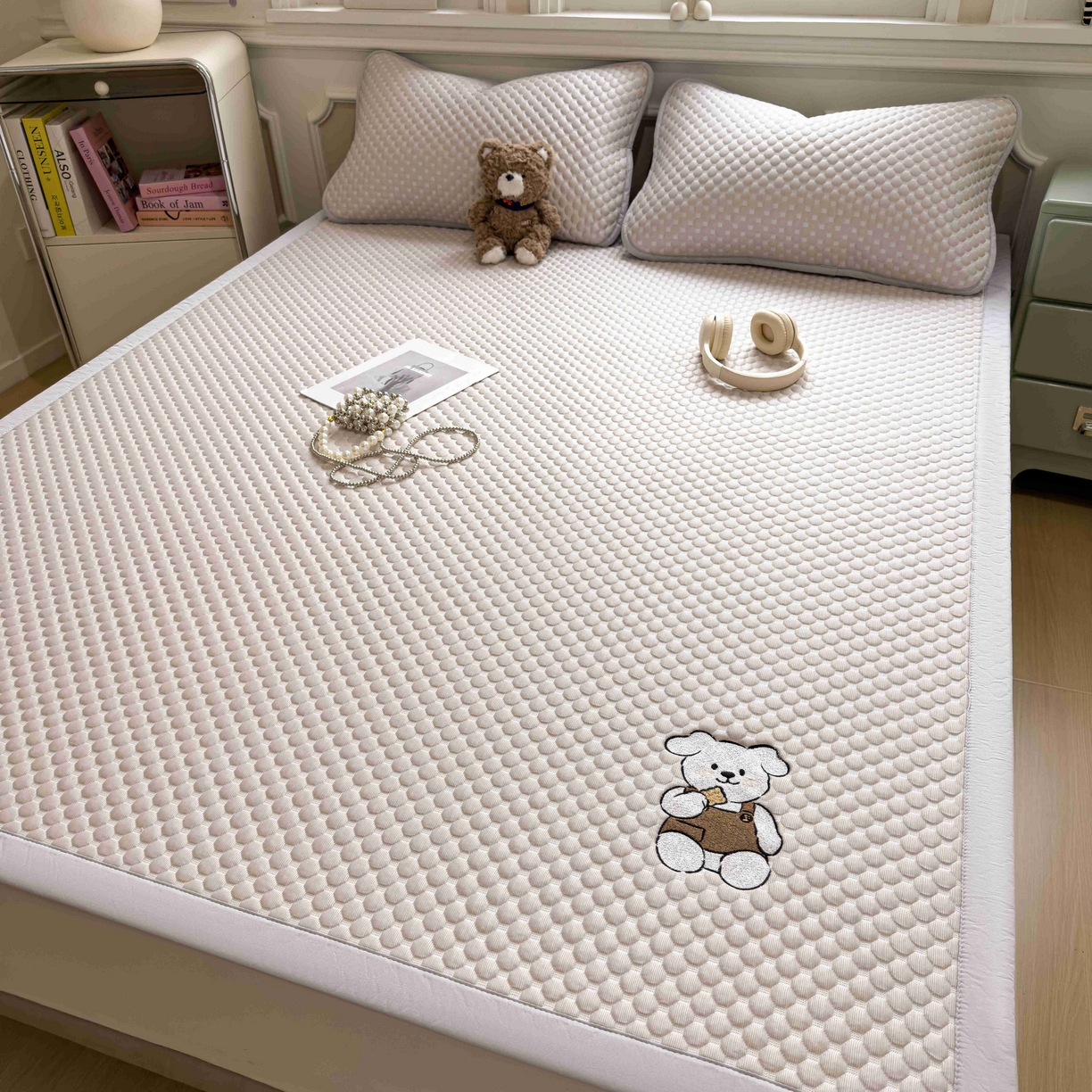 91家纺网 家纺一手货源 找家纺 孩子王家纺 2026春夏新款冰豆豆凉席凉感值过0.21冰丝床单单件冰丝席家用空调软席凉席席子 椰子灰-床铺款