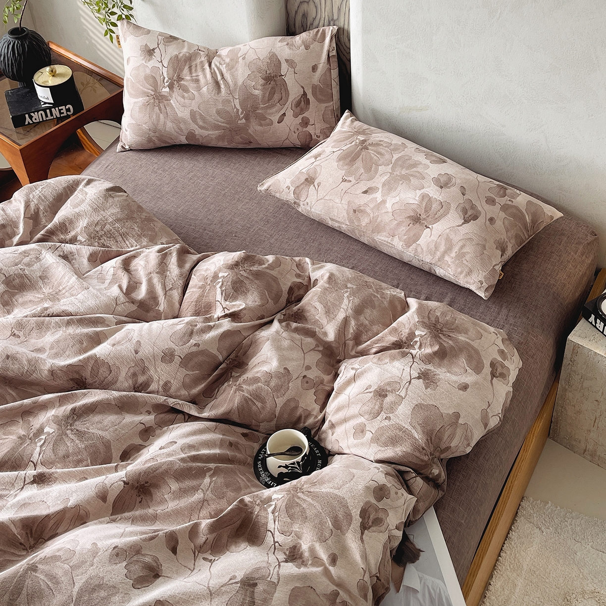 91家纺网 家纺一手货源 找家纺 灿哈家纺 2025新款复古风仿麻四件套 繁芯芳庭